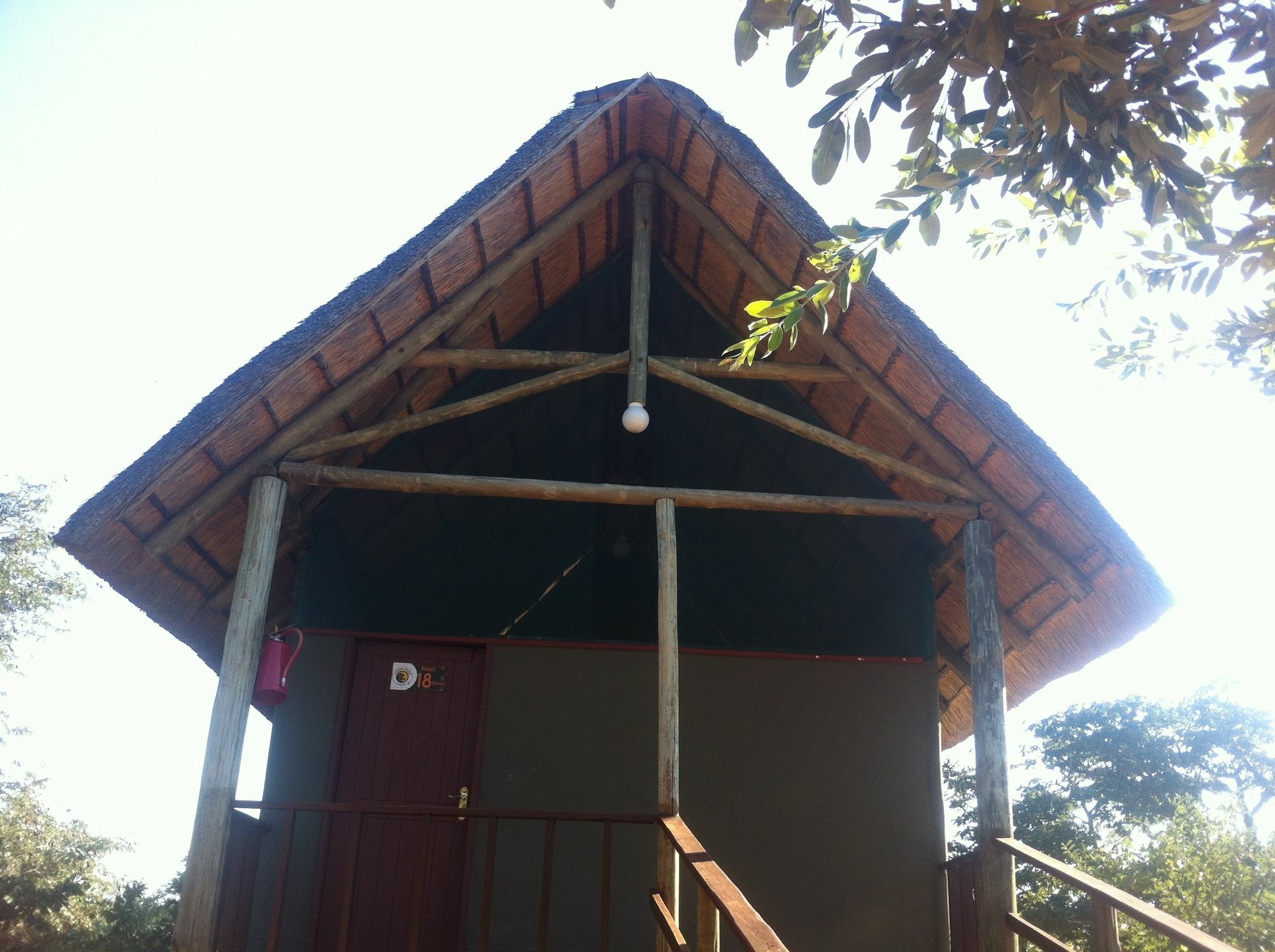 Lesoma Lion Roars Lodge מראה חיצוני תמונה